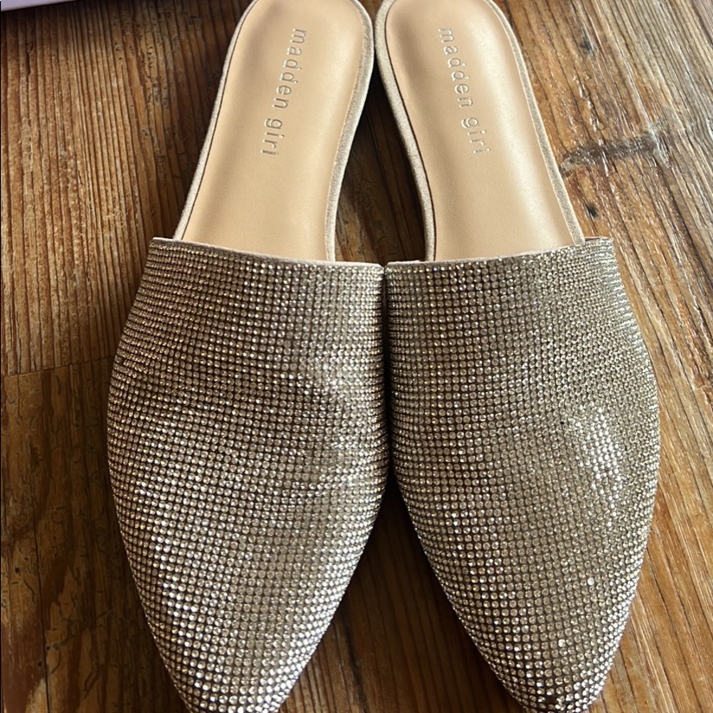 Madden girl sparkly pointed toe flats